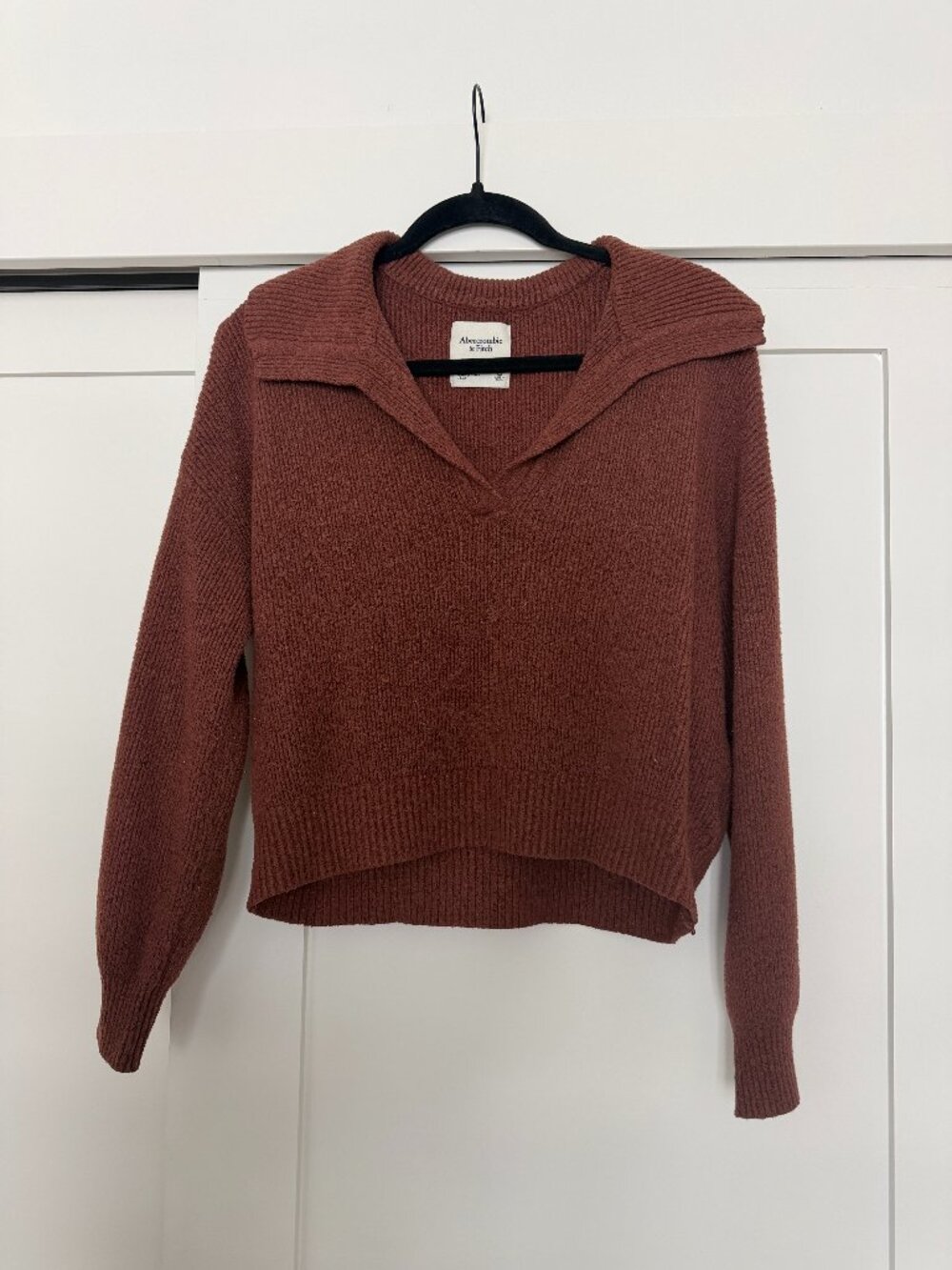 Abercrombie & Fitch Rust Sweater – XS